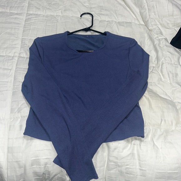 Workout long sleeve built in bra shirt - Picture 1 of 2